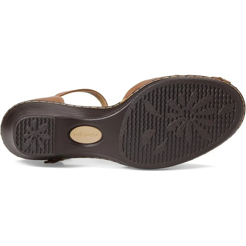 Comfortiva Tatianna Soft Spots Women's US 8 Tan Leather Slip on Shoes ZOGG1760